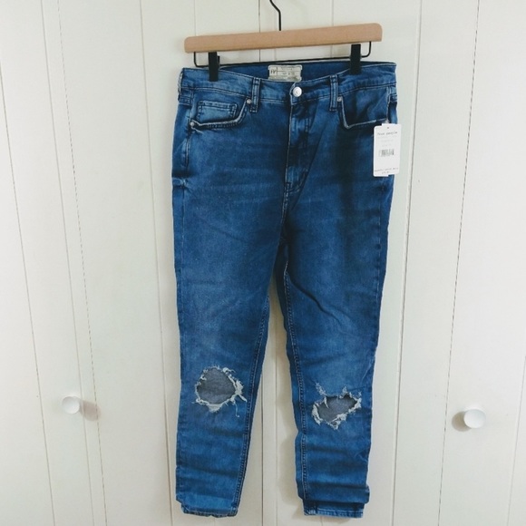 Free People busted knee NWT blue jeans size 32 - Picture 2 of 7
